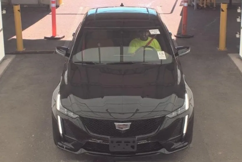 2024 Cadillac CT5 V photo 1