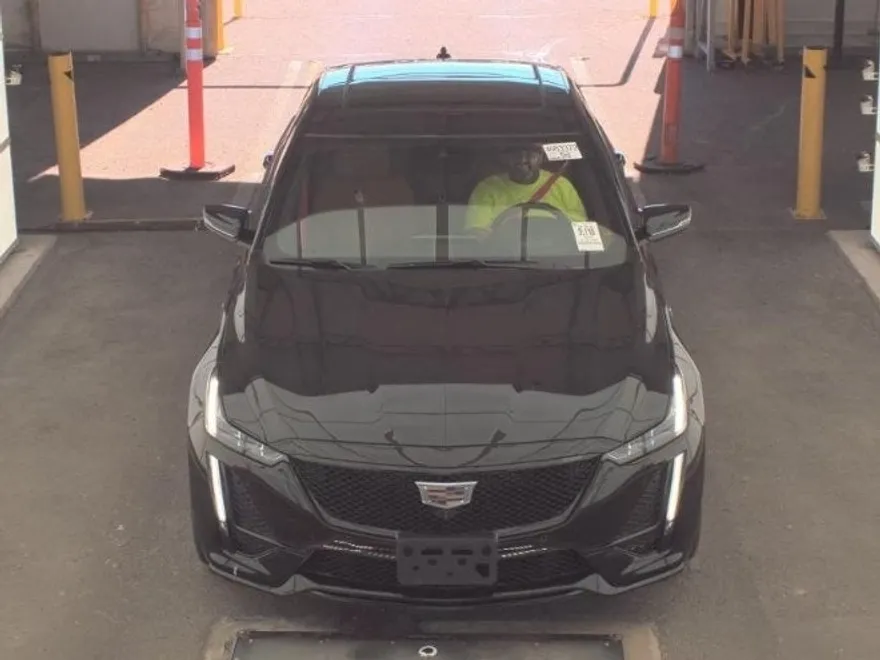 2024 Cadillac CT5 V photo 1
