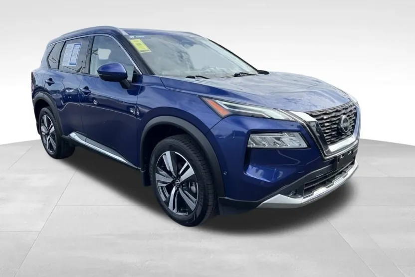 2022 Nissan Rogue Platinum photo 1
