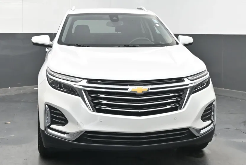 2024 Chevrolet Equinox Premier photo 1