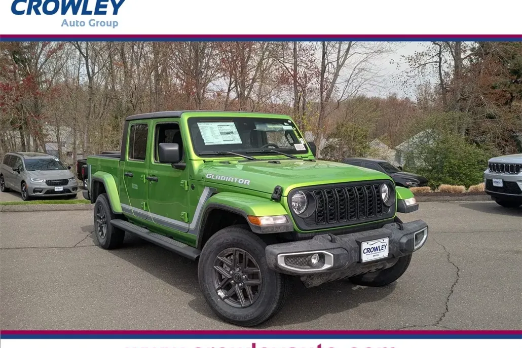 2025 Jeep Gladiator Sport S photo 1