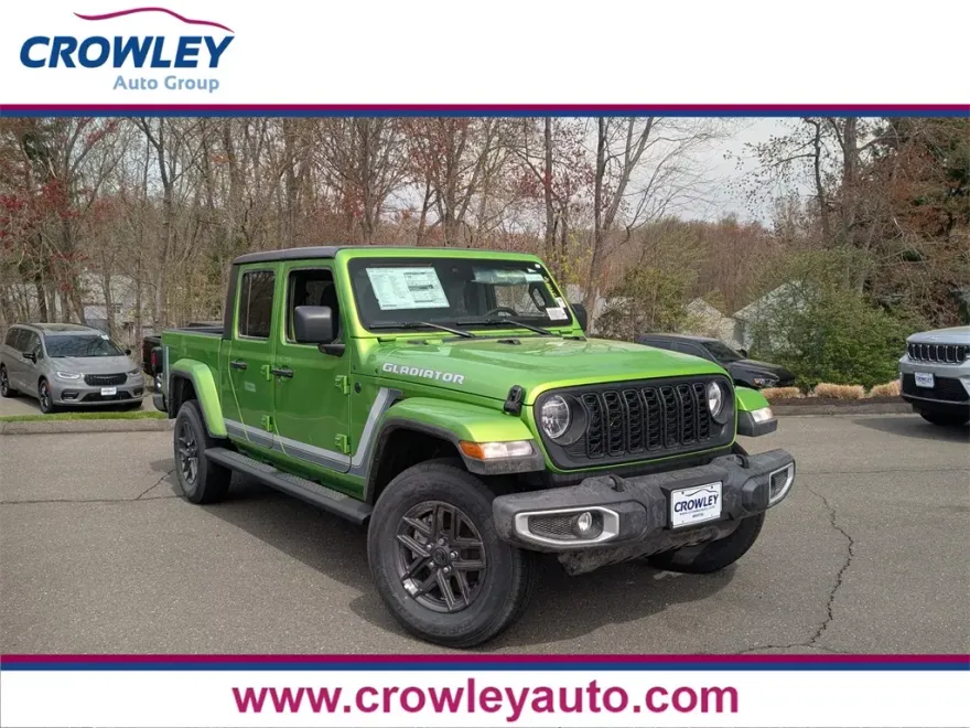 2025 Jeep Gladiator Sport S photo 1