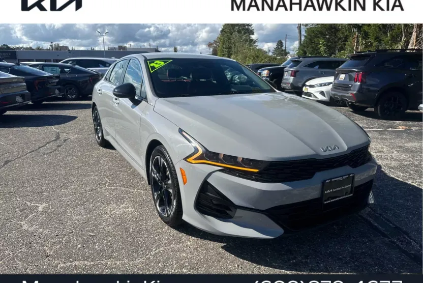 2023 Kia K5 GT-Line photo 1