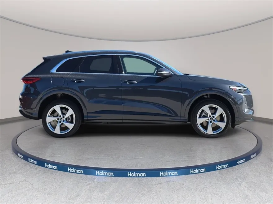 2025 Audi Q5 2.0T Premium Plus photo 1
