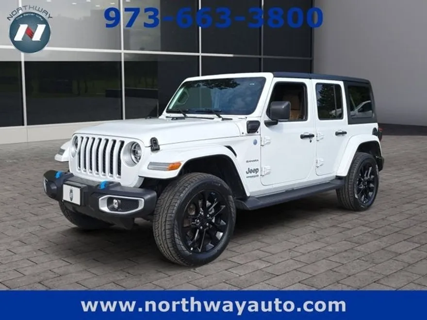 2022 Jeep Wrangler 4xe Unlimited Sahara photo 1