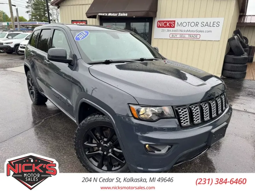 2018 Jeep Grand Cherokee Altitude photo 1