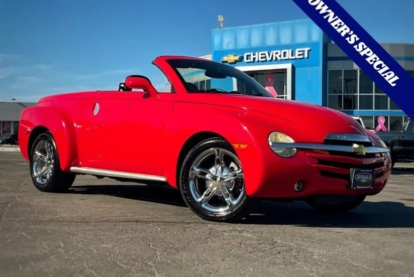 2003 Chevrolet SSR photo 1