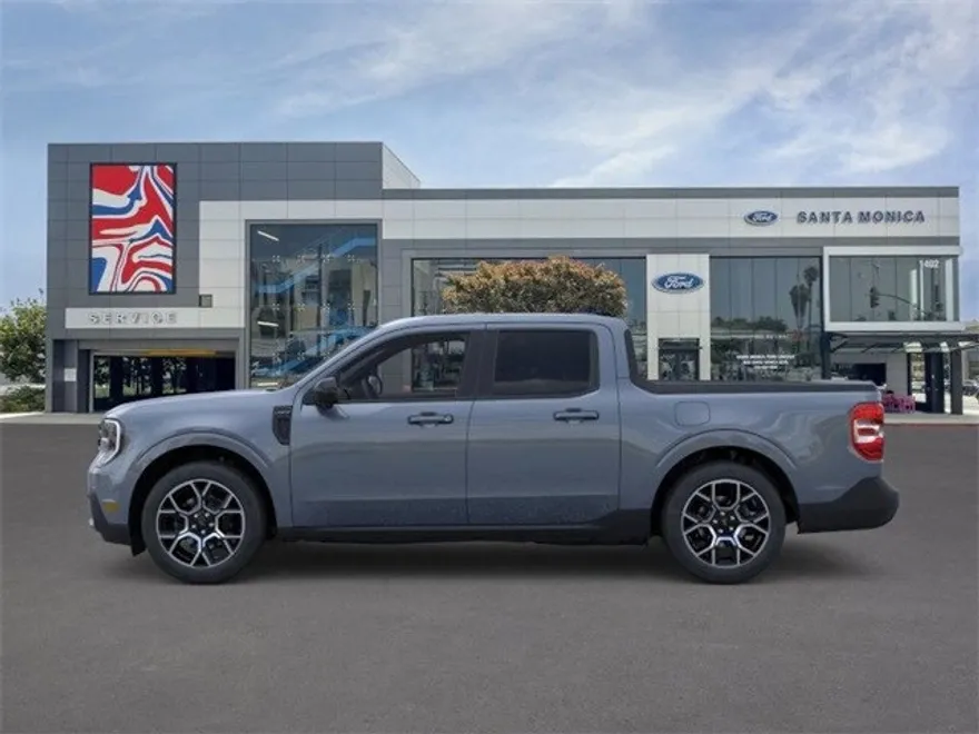 2025 Ford Maverick Lariat photo 1
