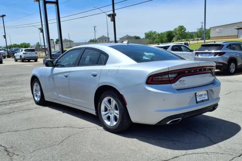 2023 Dodge Charger SXT photo 2