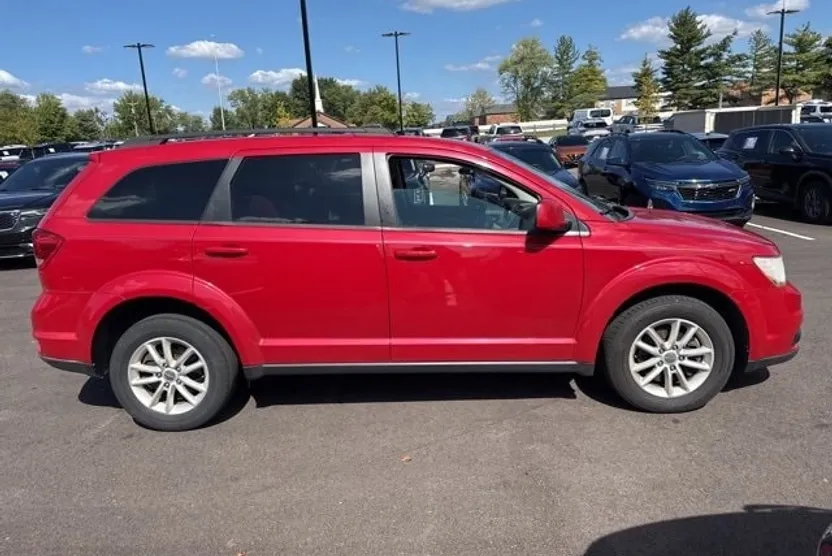 2017 Dodge Journey SXT photo 1