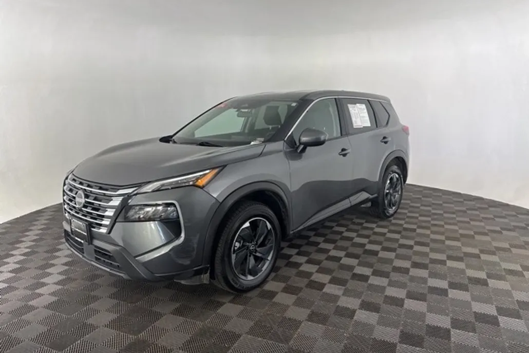2024 Nissan Rogue SV photo 1