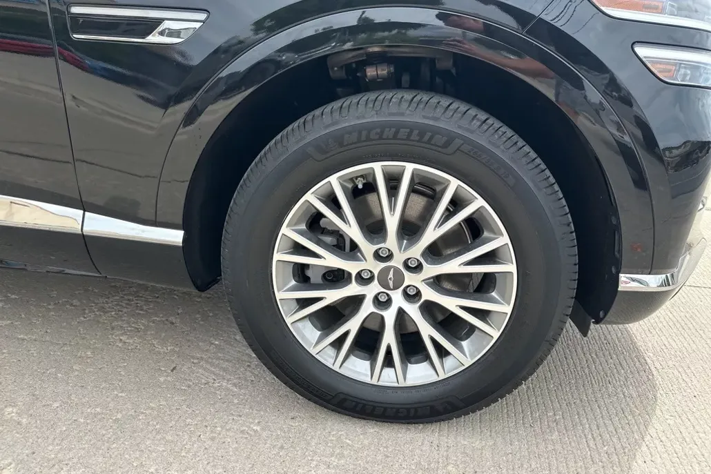 2024 Genesis GV80 2.5T photo 1