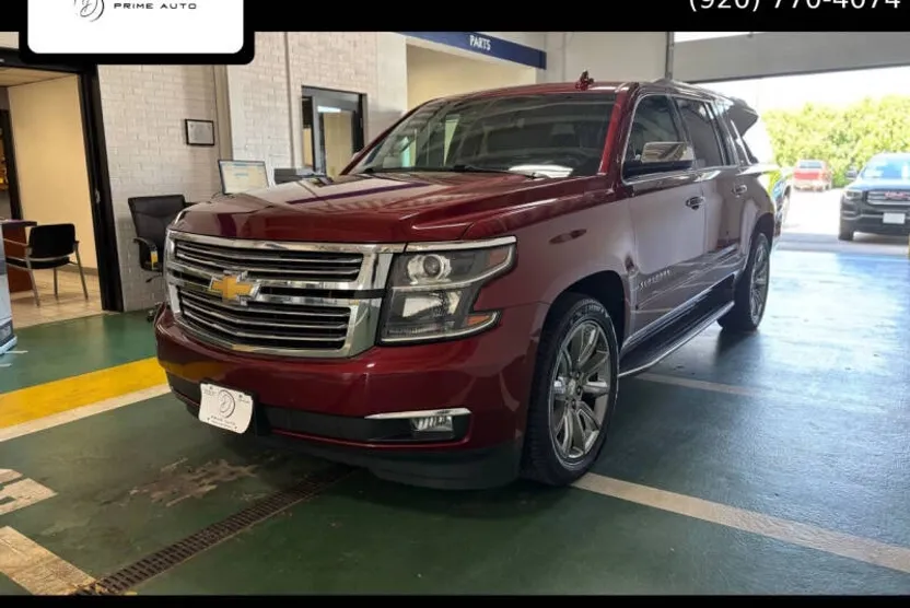2016 Chevrolet Suburban LTZ photo 1