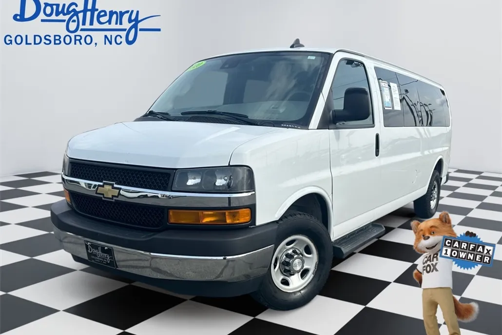2020 Chevrolet Express Passenger 3500 photo 1