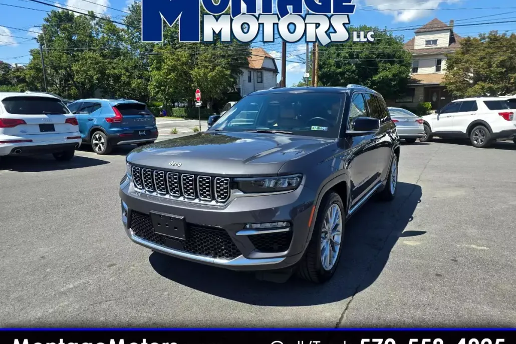 2023 Jeep Cherokee Summit Reserve 4xe photo 1