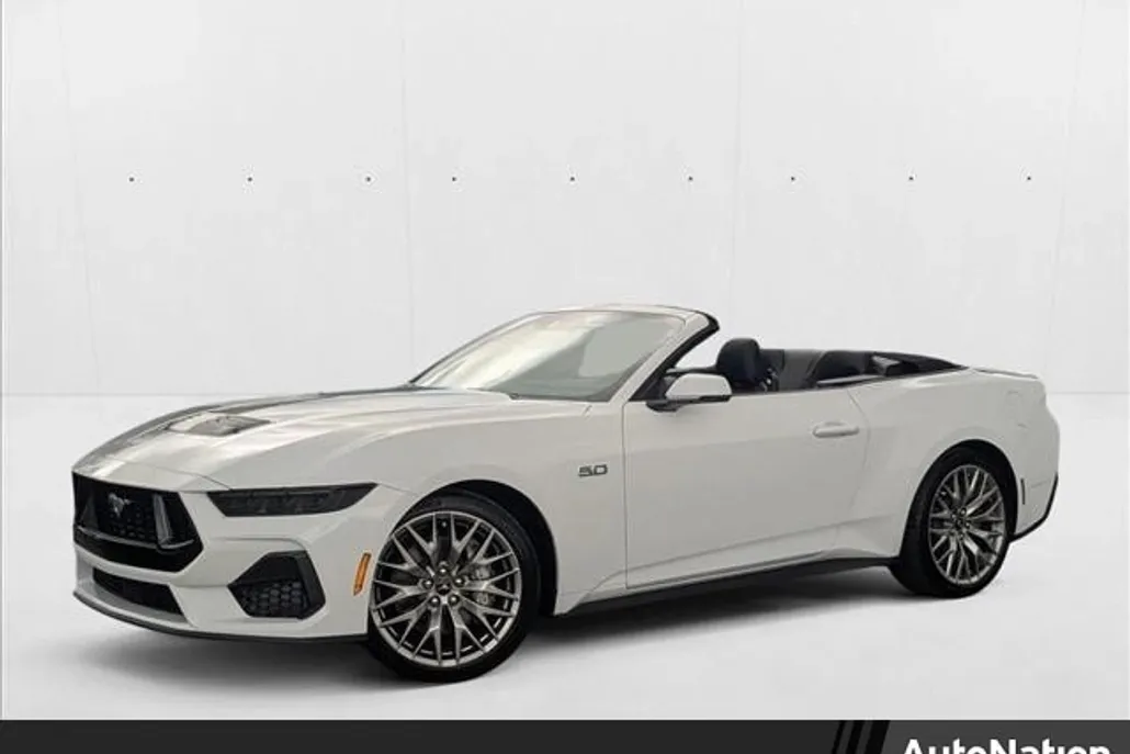 2025 Ford Mustang GT Premium Convertible photo 1
