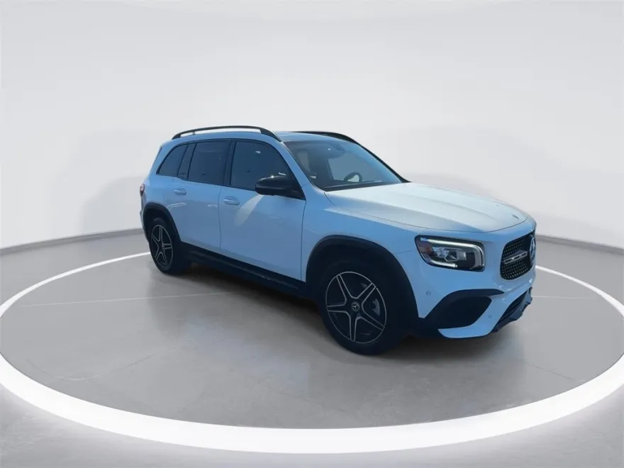 2023 Mercedes Benz GLB 250 4MATIC photo 1