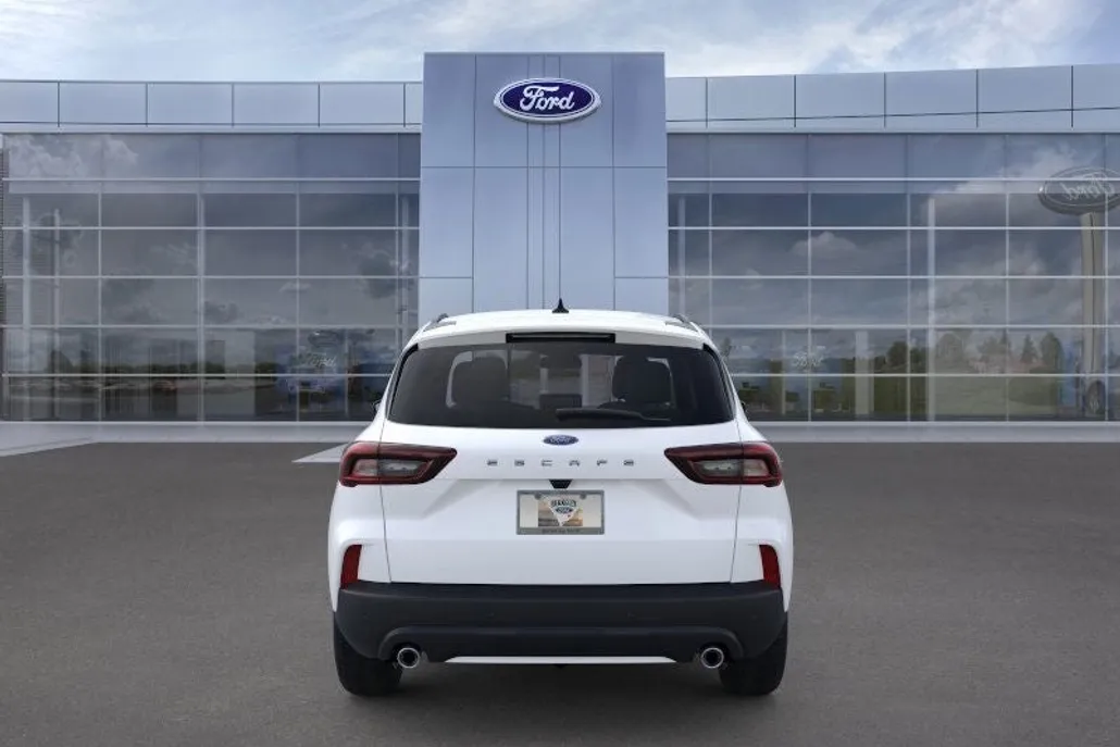 2025 Ford Escape ST-Line photo 1