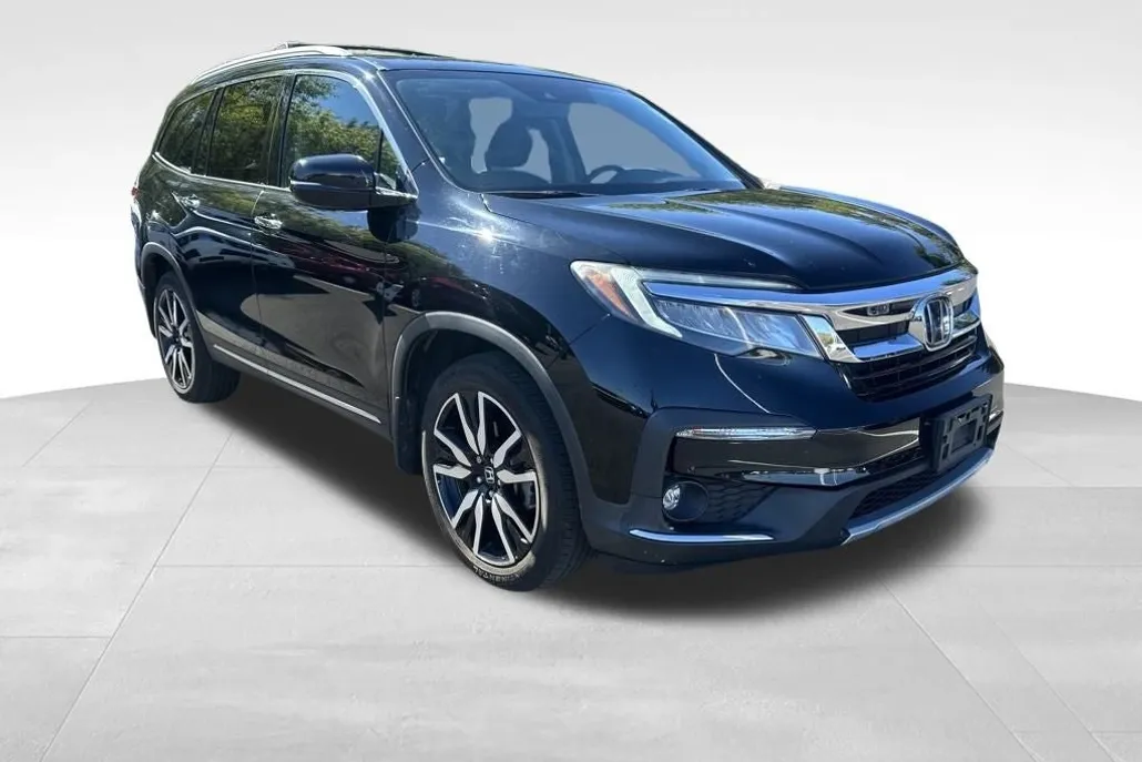 2021 Honda Pilot Touring photo 1