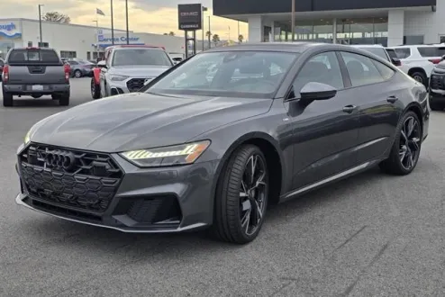 2025 Audi A7 55 Prestige photo 2