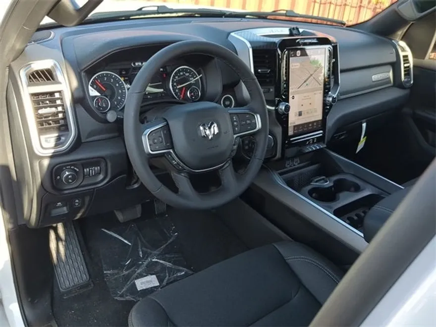 2025 Ram 1500 Big Horn photo 1