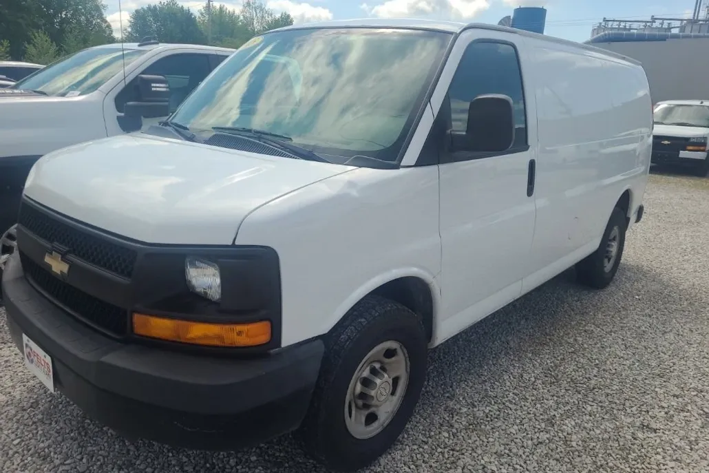2015 Chevrolet Express 2500 Work Van Cargo photo 1