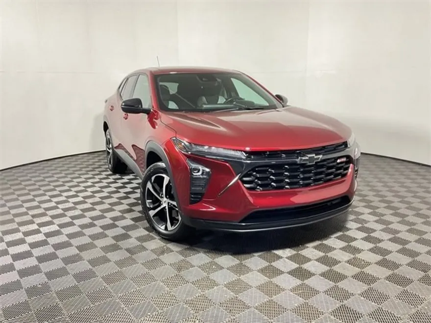 2024 Chevrolet Trax photo 1