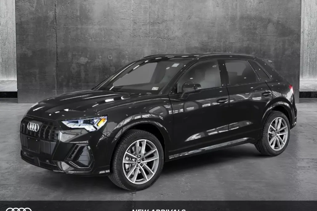 2025 Audi Q3 45 TFSI S line Premium photo 1