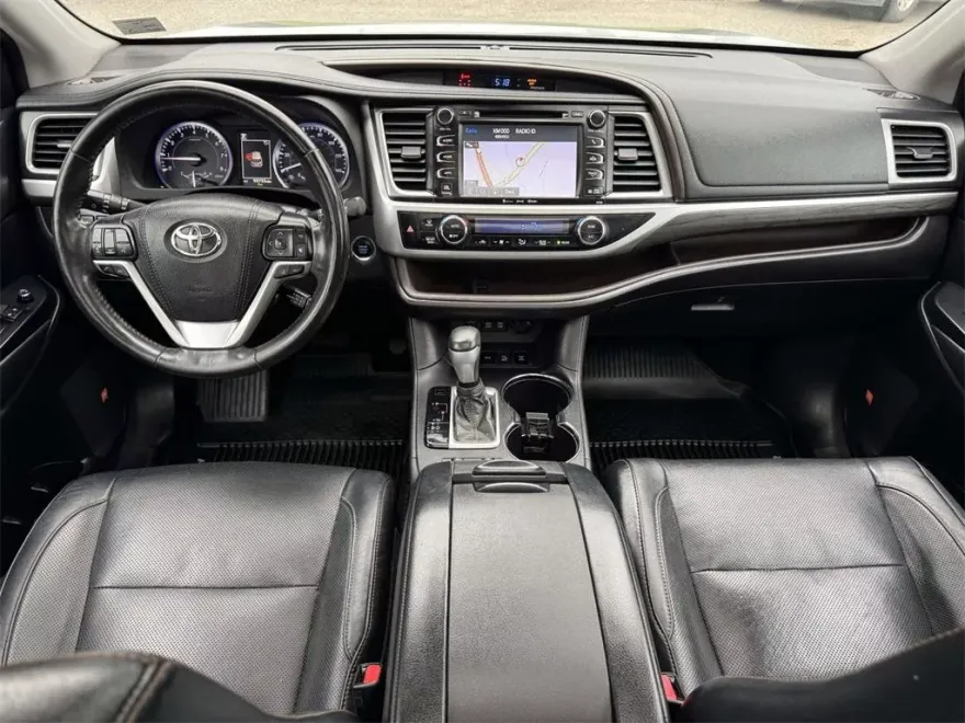 2018 Toyota Highlander Limited photo 1