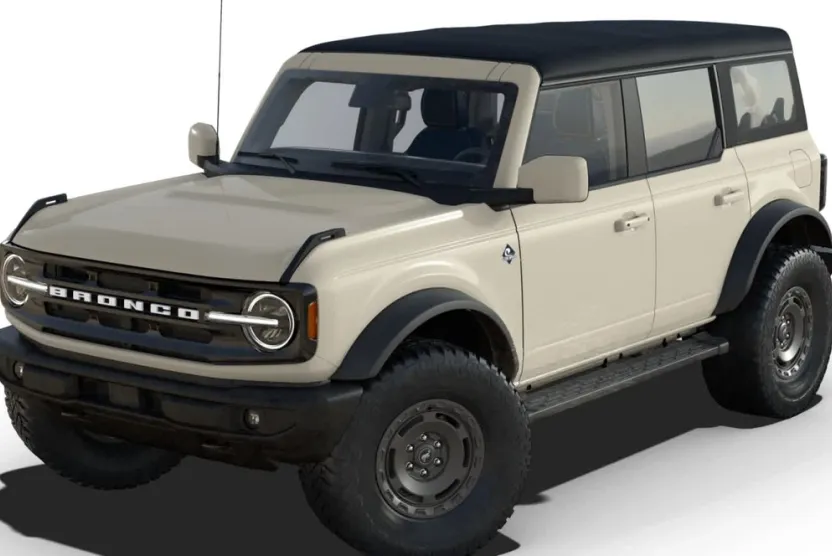 2025 Ford Bronco Outer Banks photo 1
