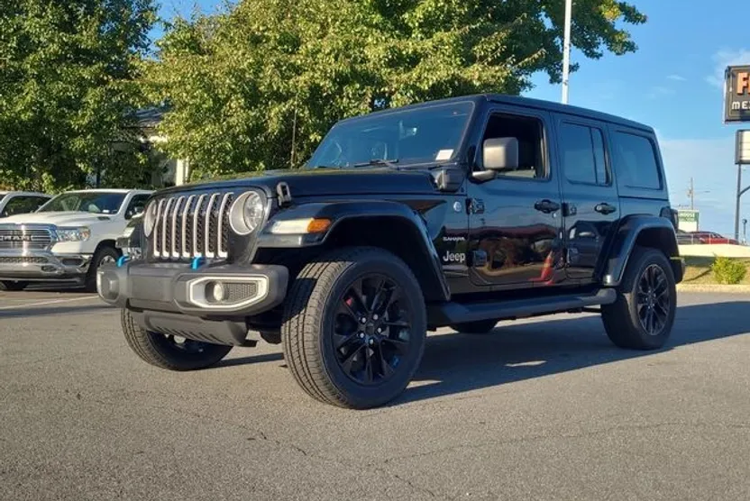 2022 Jeep Wrangler Unlimited Sahara 4xe photo 1