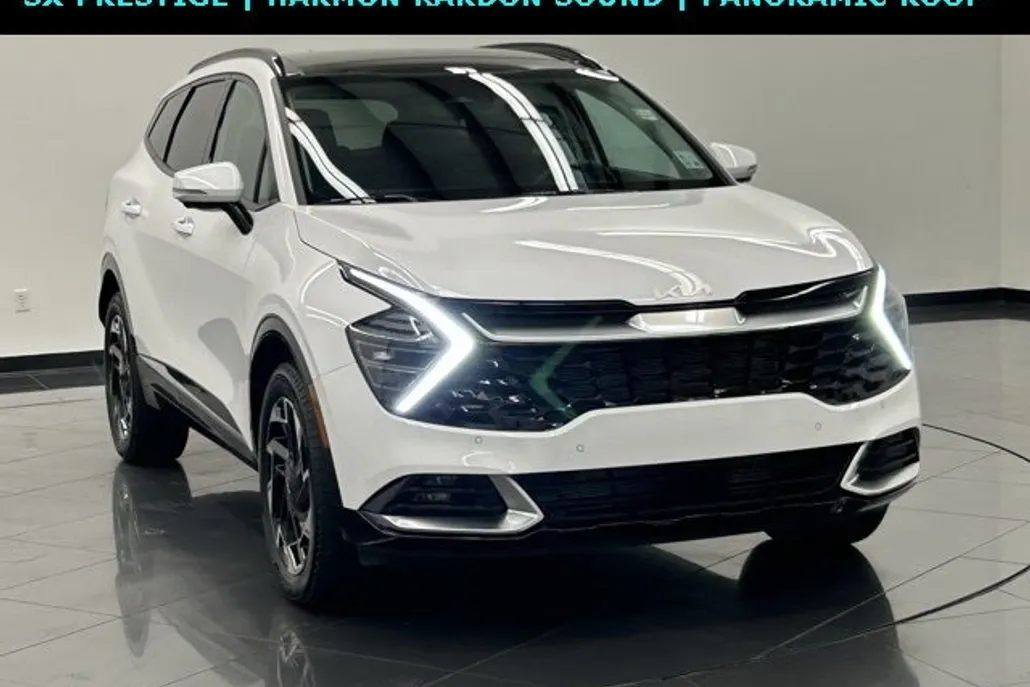 2024 Kia Sportage photo 1