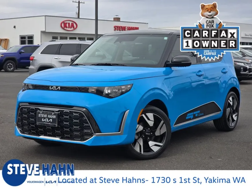 2023 Kia Soul GT-Line photo 1