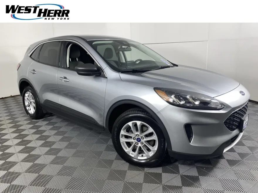 2022 Ford Escape SE photo 1