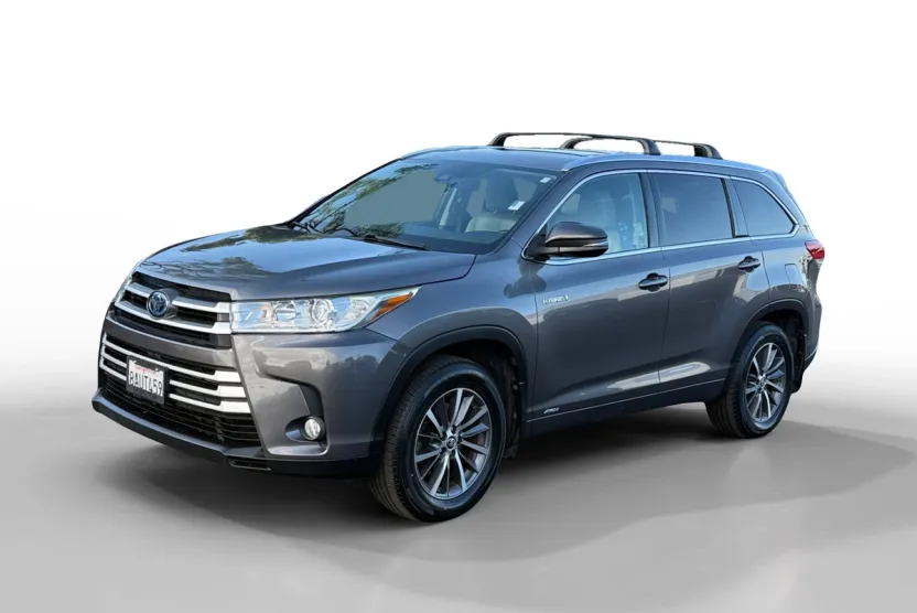 2017 Toyota Highlander Hybrid XLE photo 1