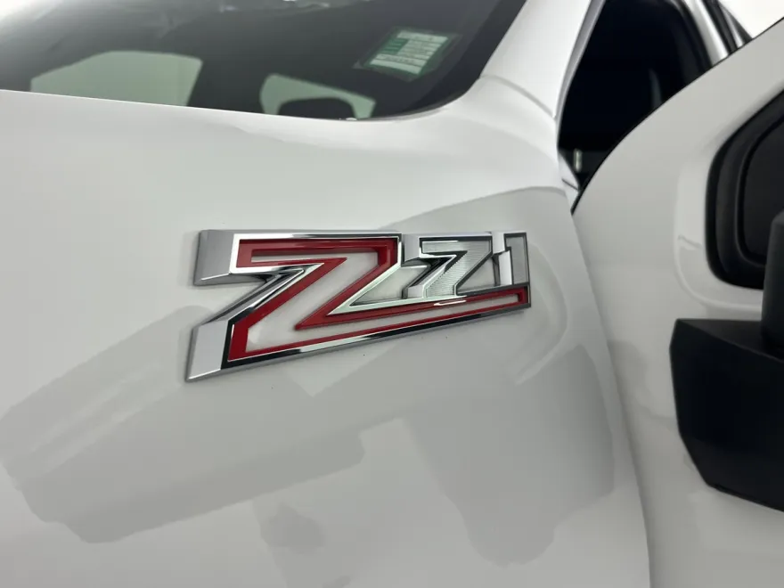 2022 Chevrolet Silverado 2500HD LTZ photo 1