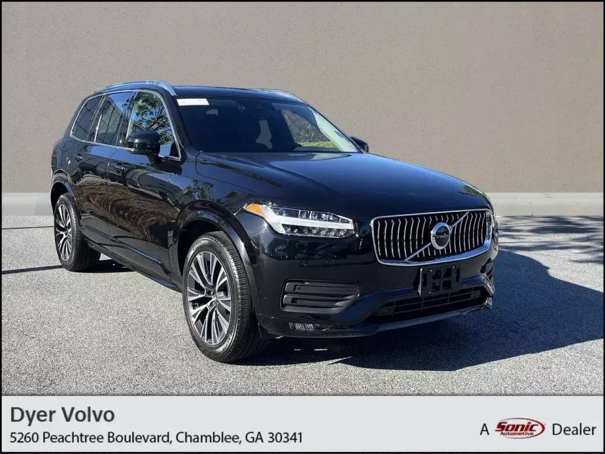 2022 Volvo XC90 T6 Momentum photo 1