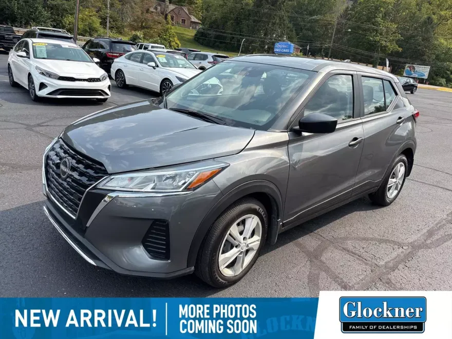 2024 Nissan Kicks S photo 1
