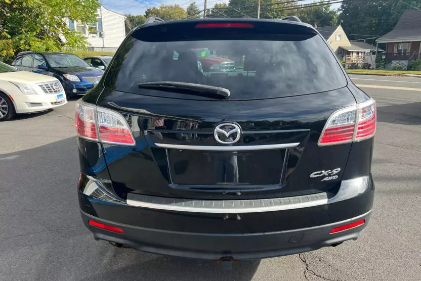 2011 Mazda CX-9 Touring photo 1