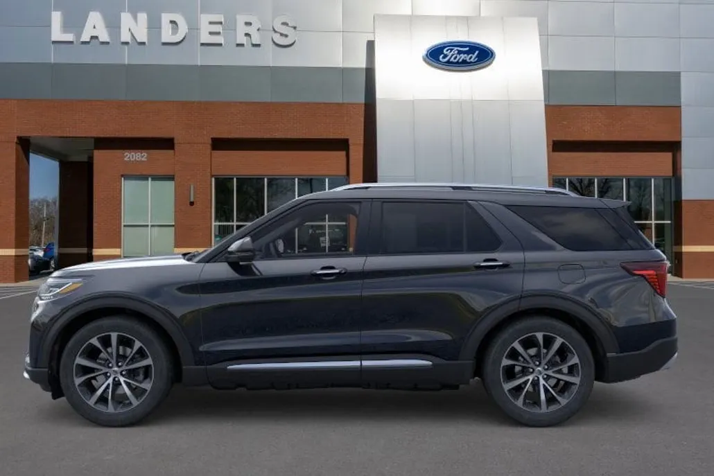 2025 Ford Explorer Platinum photo 1