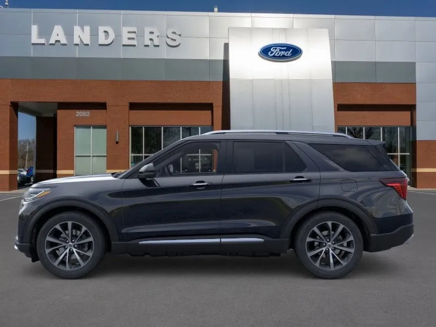 2025 Ford Explorer Platinum photo 1