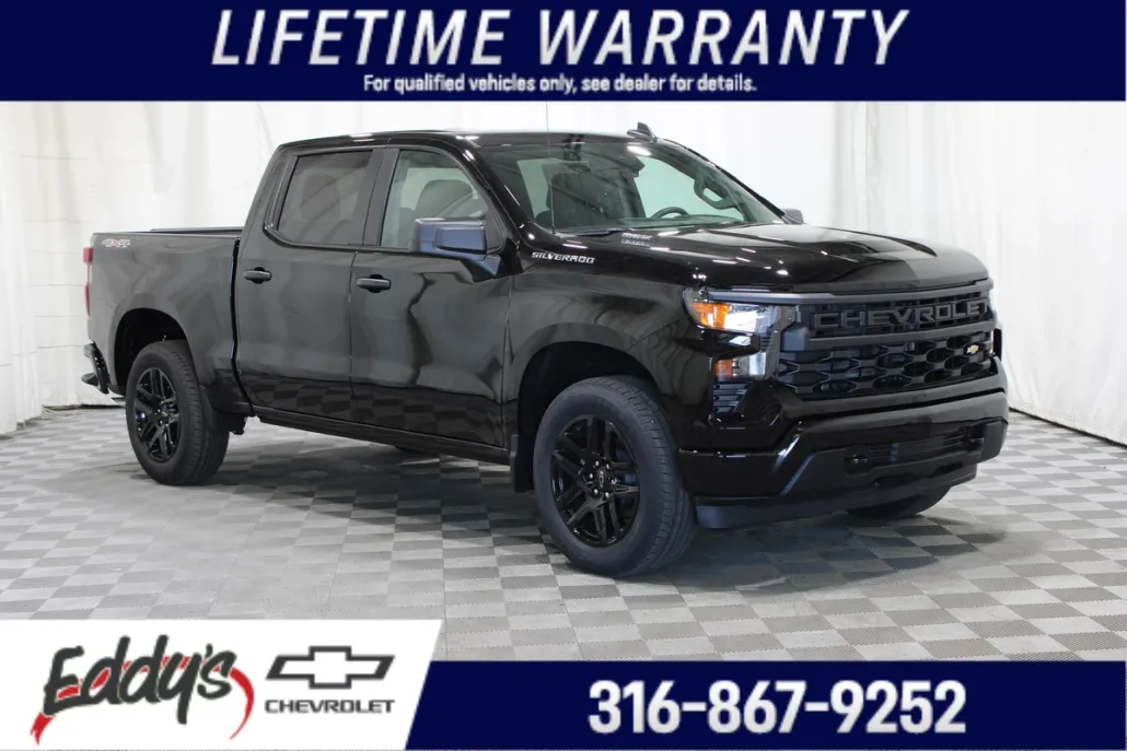 2025 Chevrolet Silverado 1500 Custom photo 1