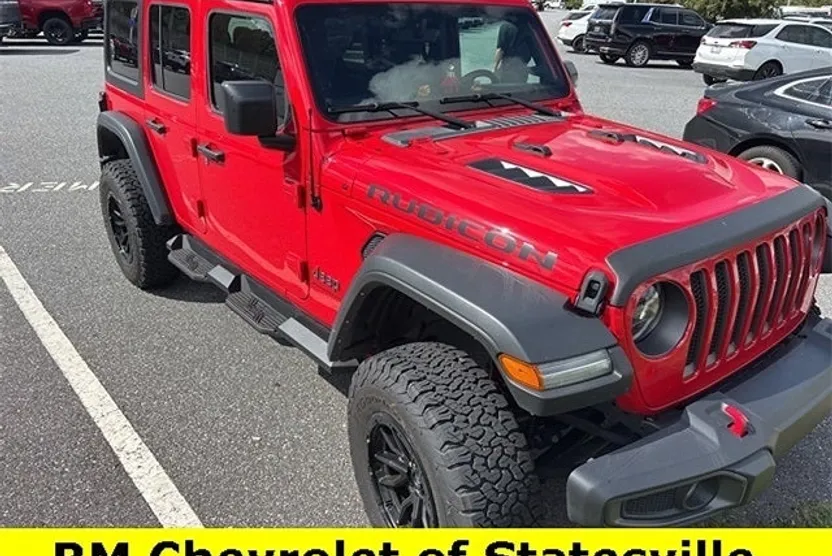 2023 Jeep Wrangler Rubicon photo 1