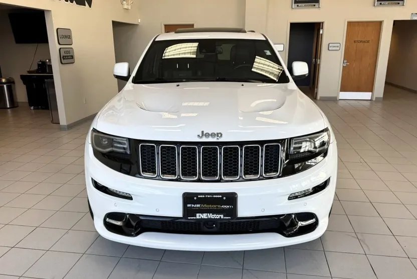 2014 Jeep Grand Cherokee SRT8 photo 1
