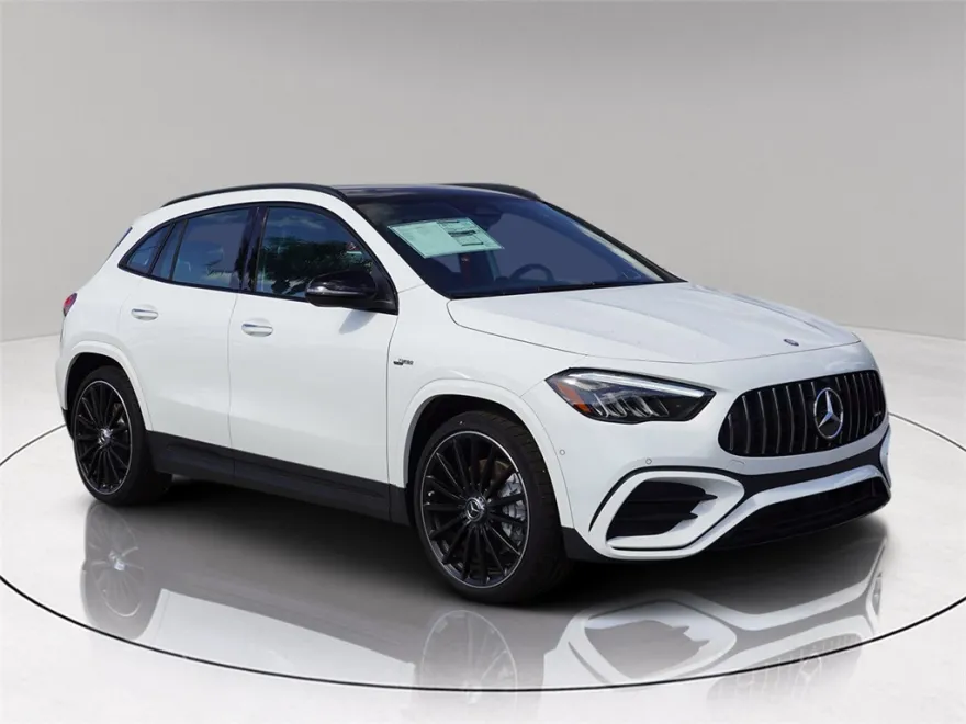 2025 Mercedes Benz GLA AMG 35 4MATIC photo 1