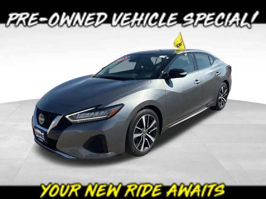 2023 Nissan Maxima SV photo 1