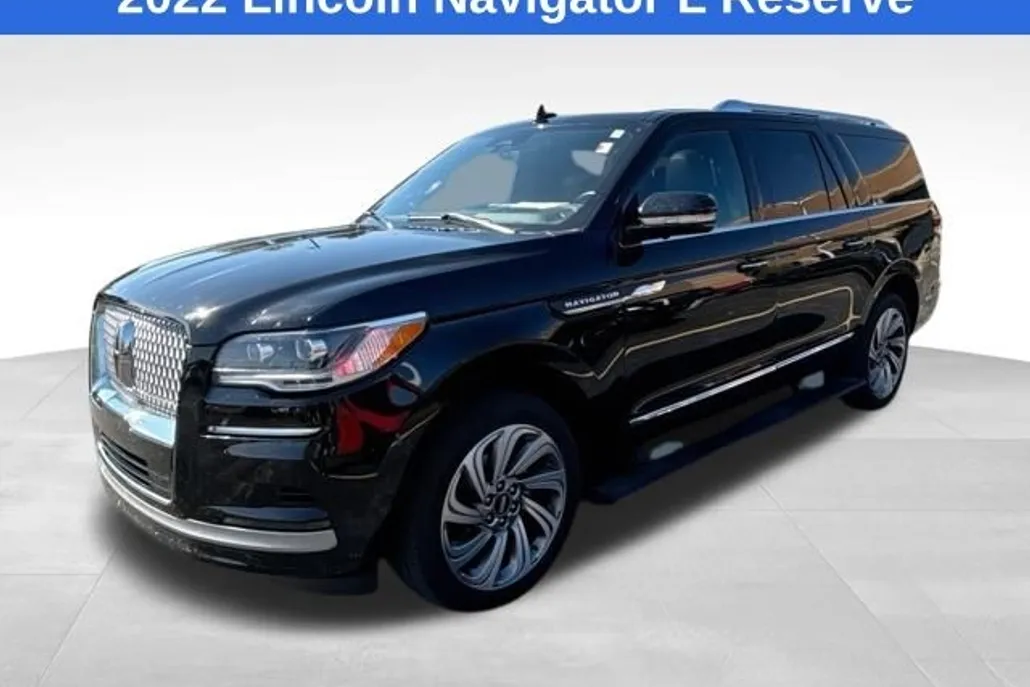 2022 Lincoln Navigator L Reserve photo 1