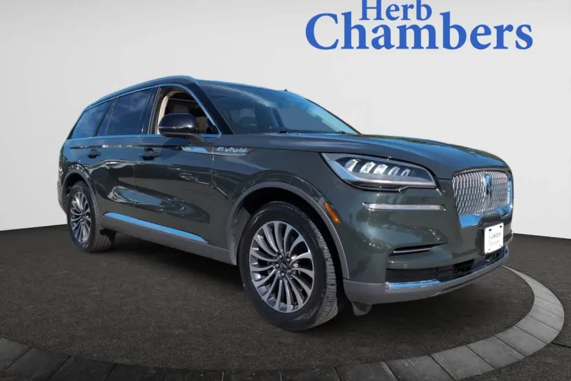 2022 Lincoln Aviator Standard photo 1