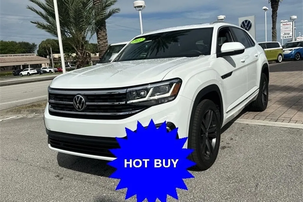2022 Volkswagen Atlas Cross Sport SEL R-Line photo 1