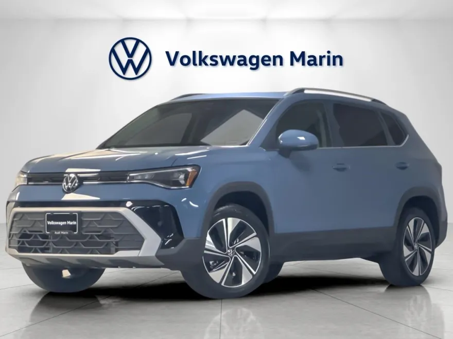 2025 Volkswagen Taos SE photo 1
